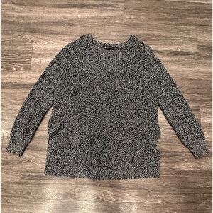 Athleta Shasta V-Neck Oversize Sweater Size XSmall Black Marl Merino Wool